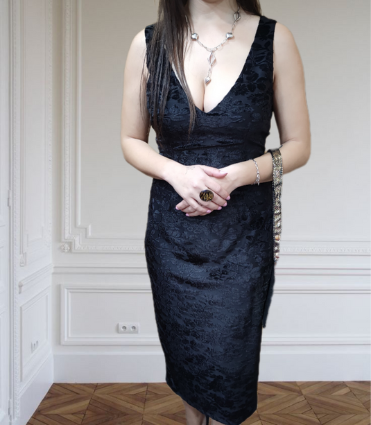 Официална рокля с релеф