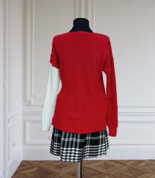 Пуловер в червено и бяло