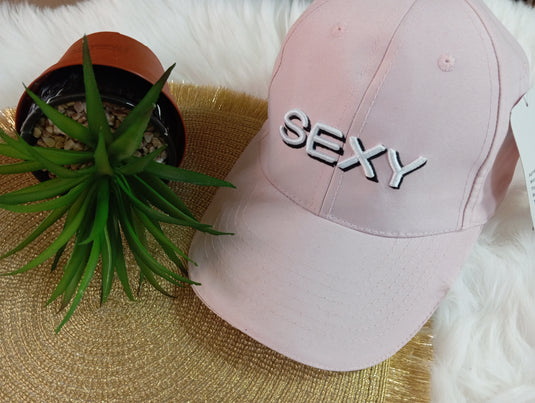 Шапка с козирка Sexy