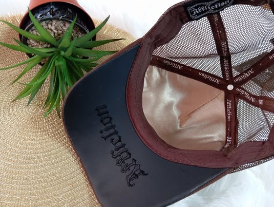 Шапка с козирка Affliction кръст