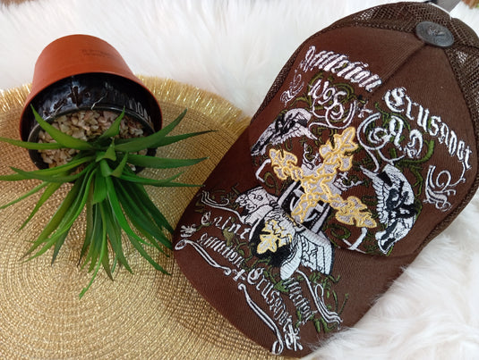 Шапка с козирка Affliction кръст