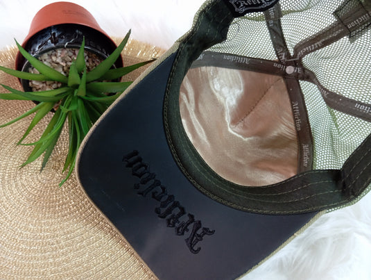 Шапка с козирка Affliction кръст